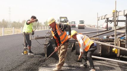 國道217線庫沙公路路面工程加速推進，區(qū)域交通網絡再升級